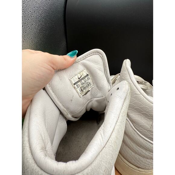 Nike Air Python - White- Size 10.5M - Picture 6 of 10